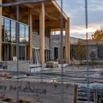 À Metz-Borny, le nouveau bâtiment de la médiathèque prend forme